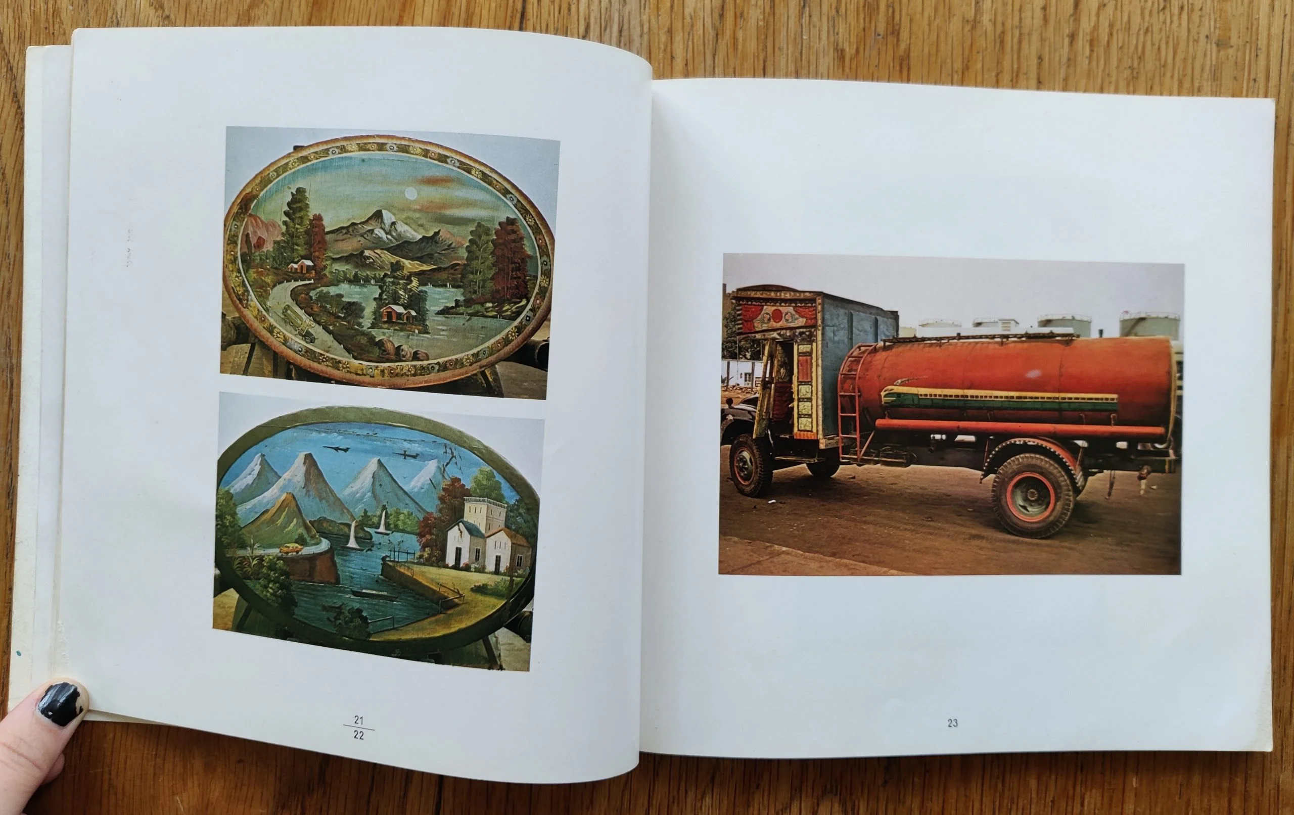 Afghan Trucks - Image 2