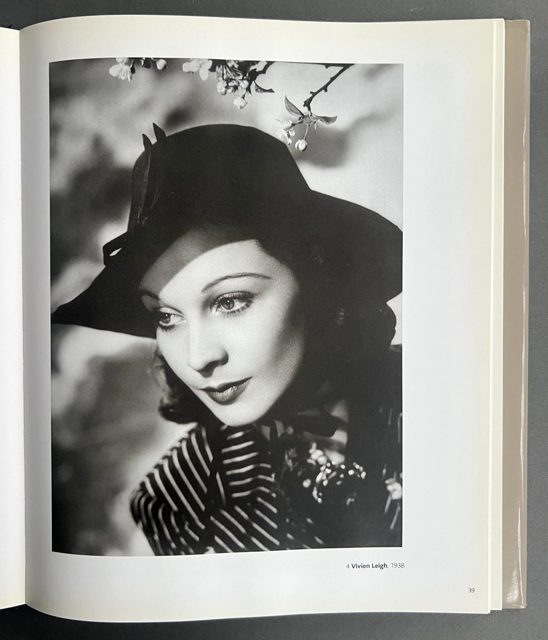 Angus McBean: Portraits - Image 5