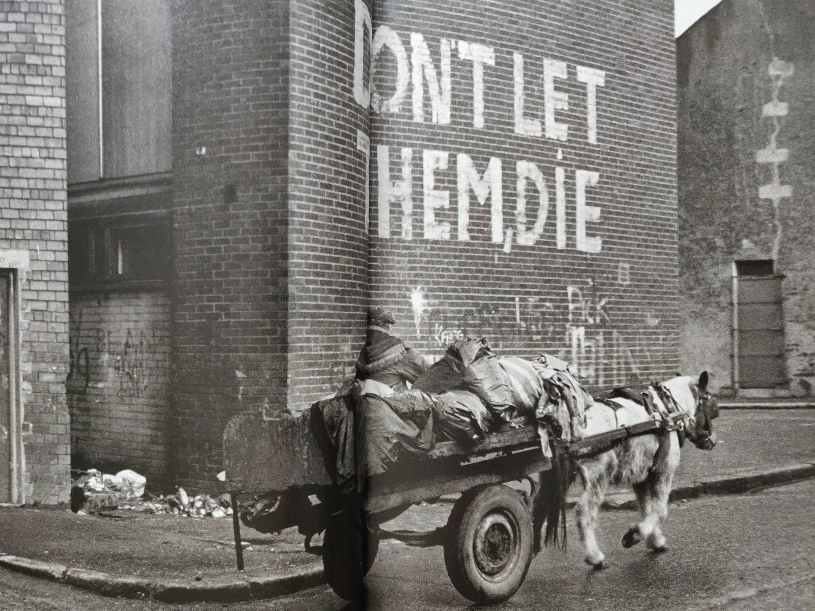 Belfast - Image 9