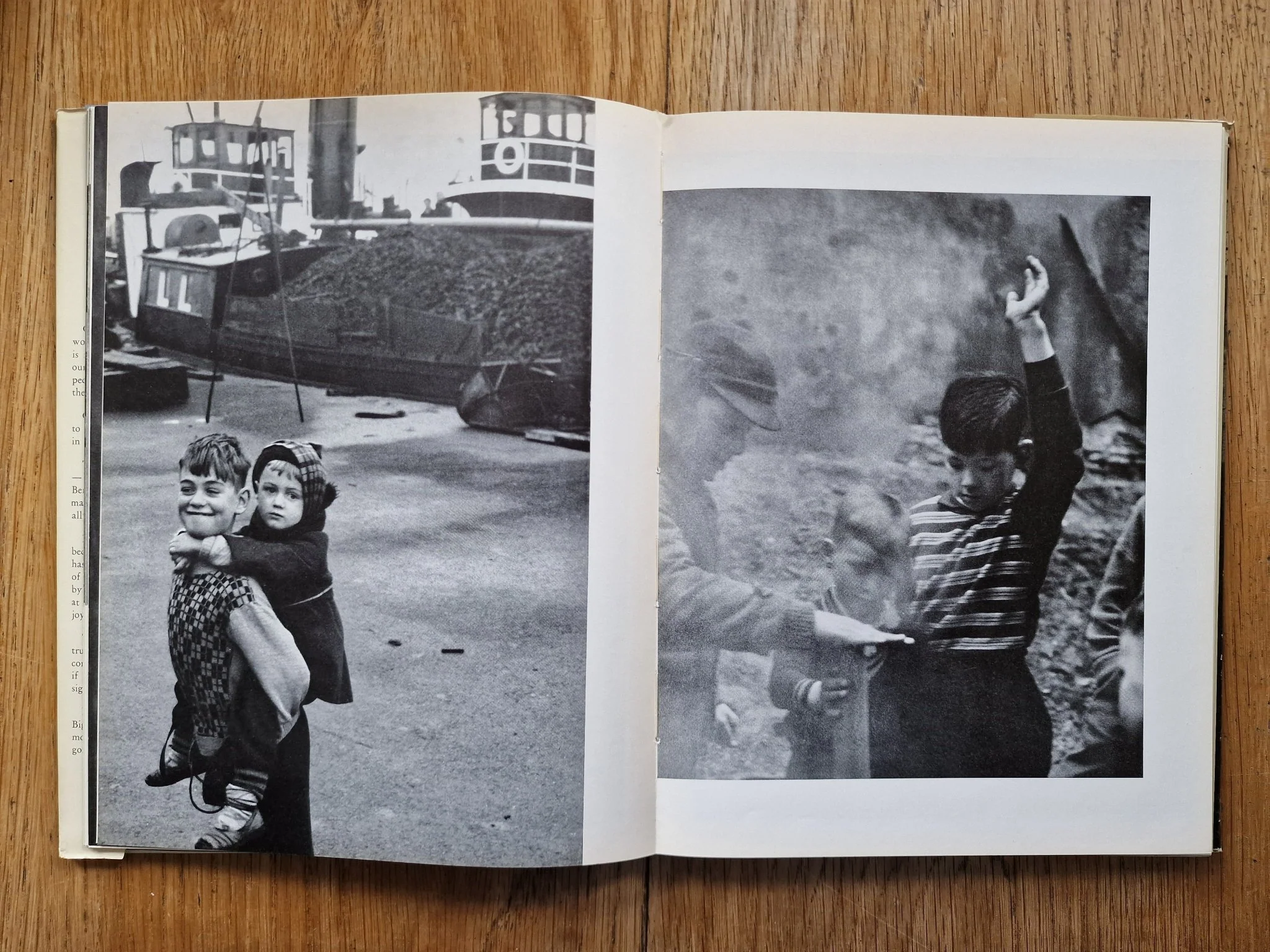 Children In The Big City - Image 5