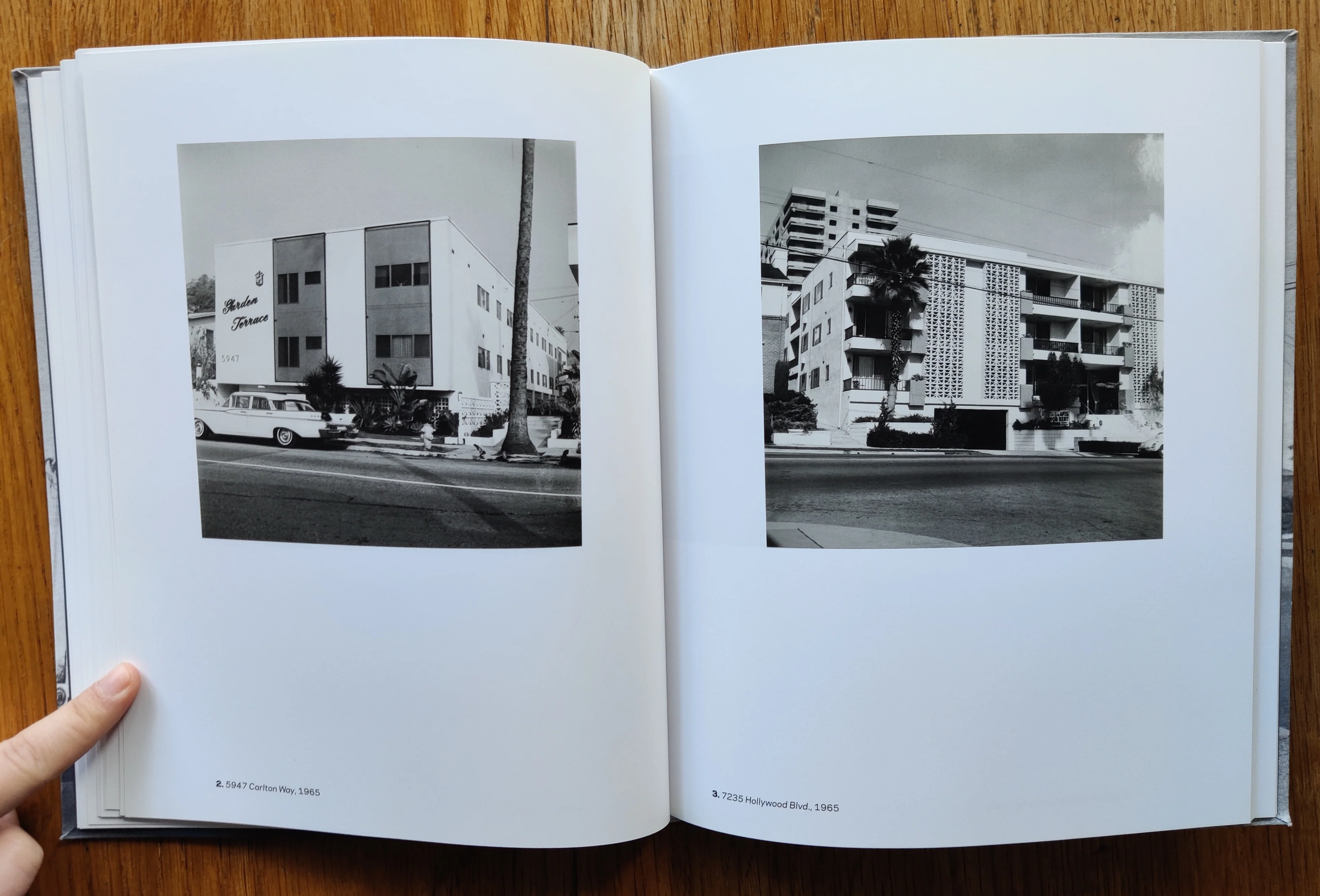 Ed Ruscha and Some Los Angeles Apartments - Image 4