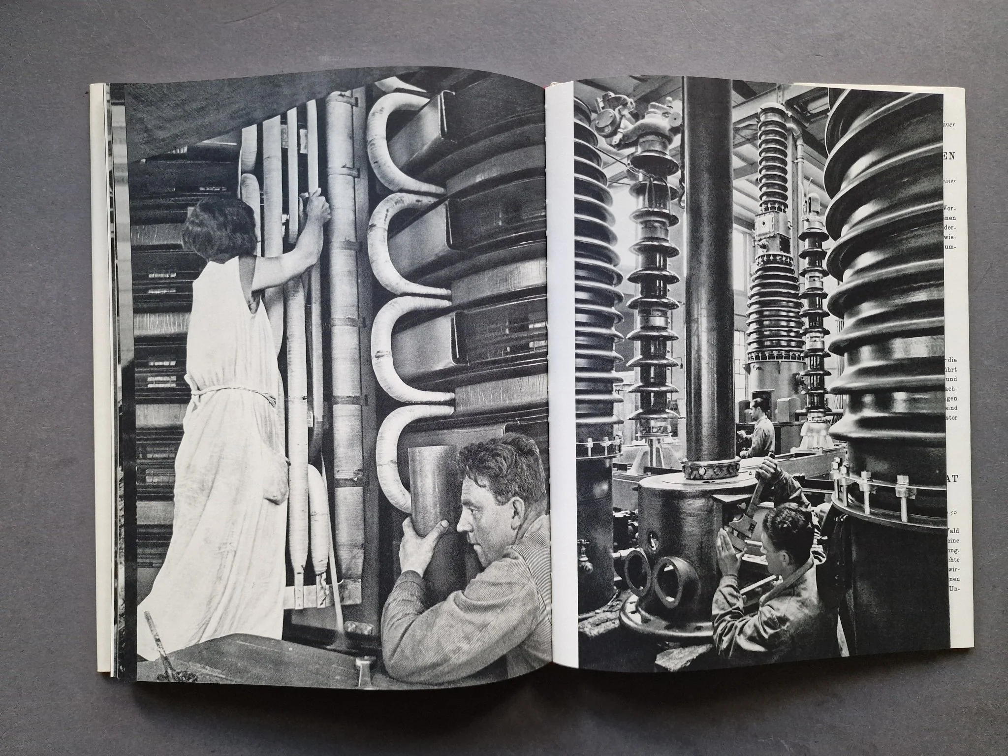 Fabrik: Ein Bildepos der Technik von Jak Tuggener (Factory: A Photoessay on Technology) - Image 6