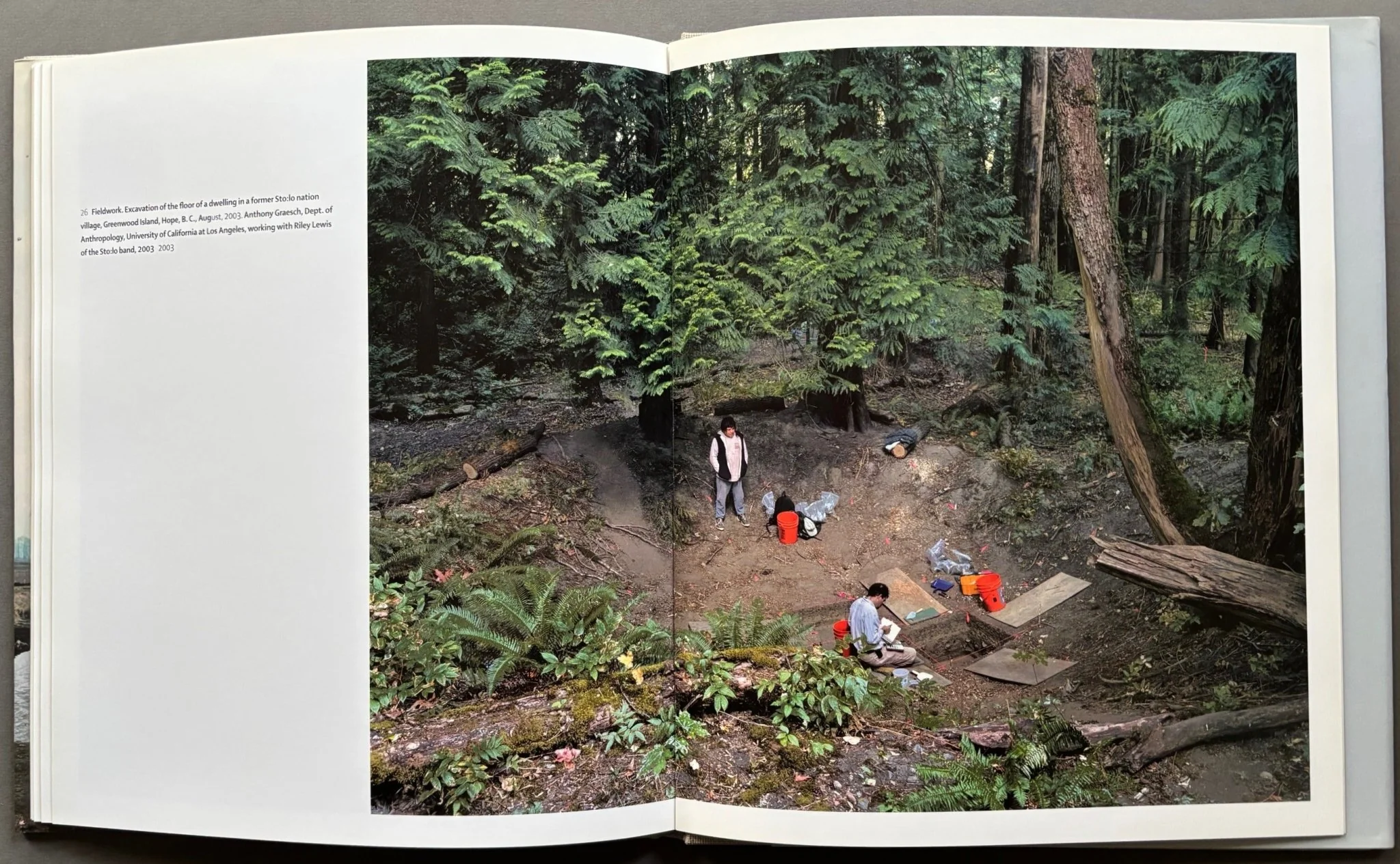 Jeff Wall: Photographs 1978-2004 - Image 3