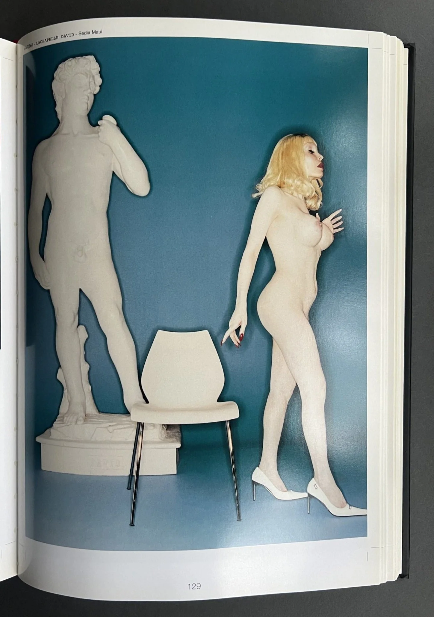 Kartell: 150 items 150 artworks - Image 5