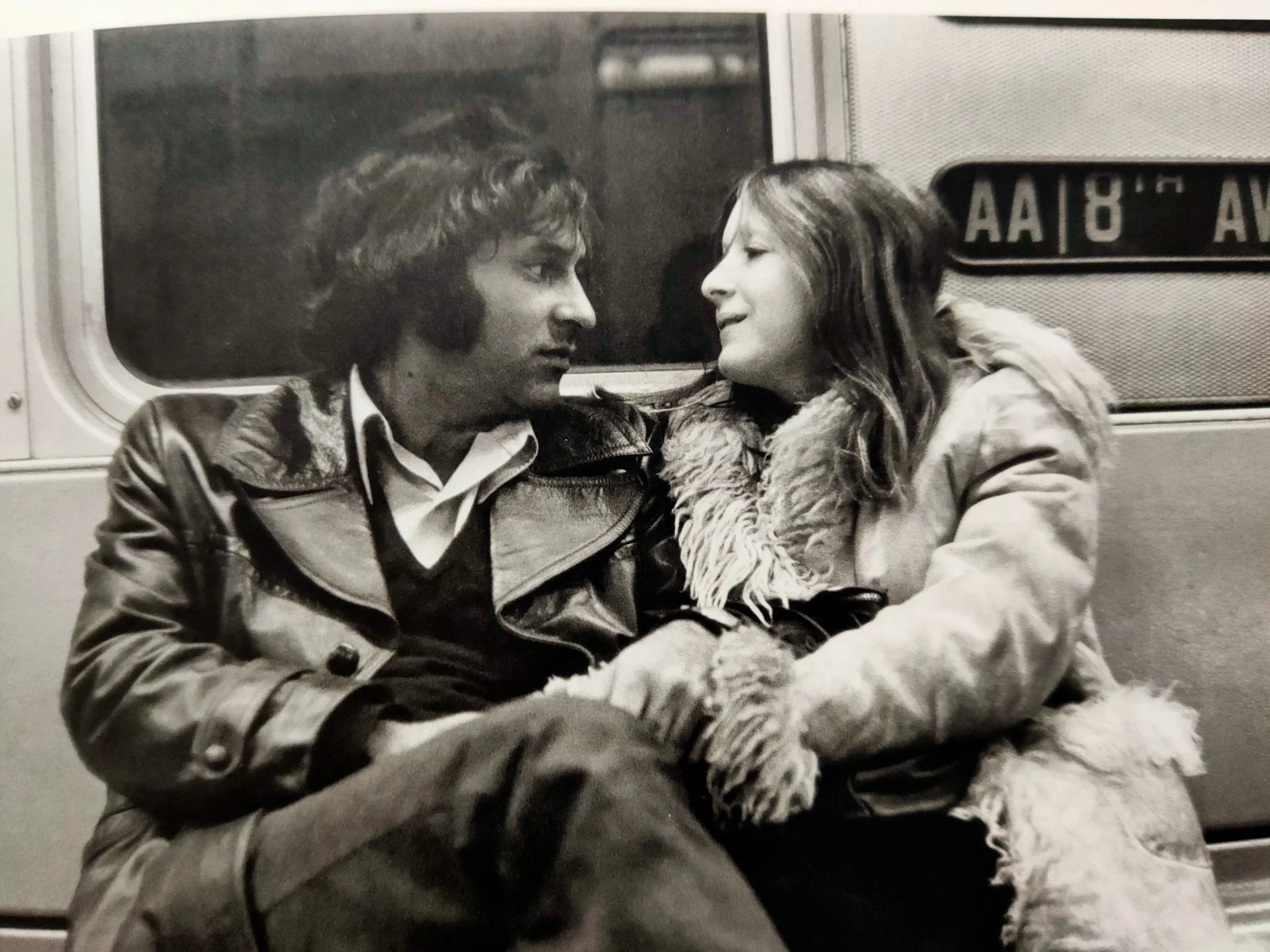 Manhattan Transit - The Subway Photographs of Helen Levitt - Image 4