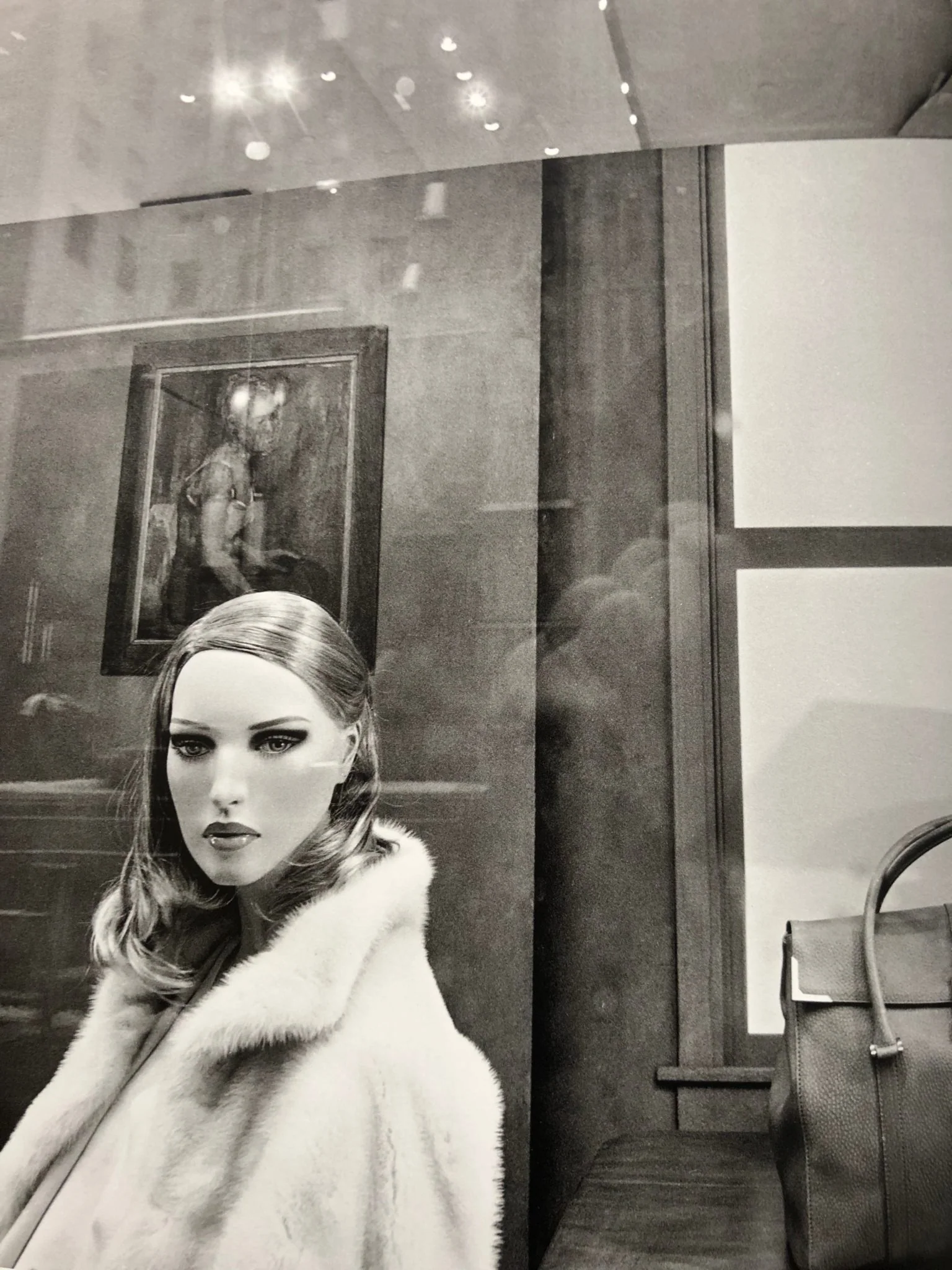 Mannequin - Image 9