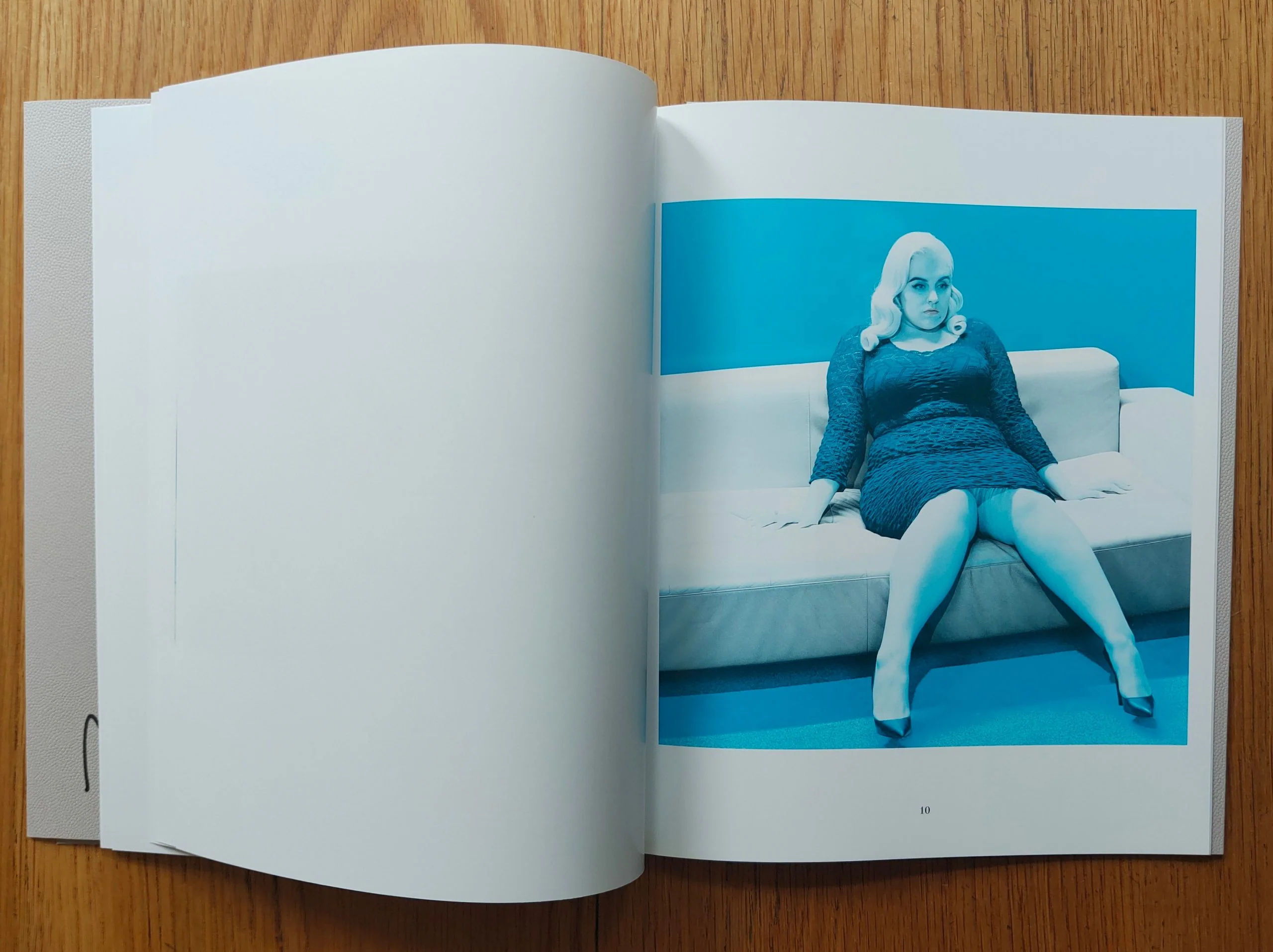 One black & white and nineteen colour photographs - Image 7