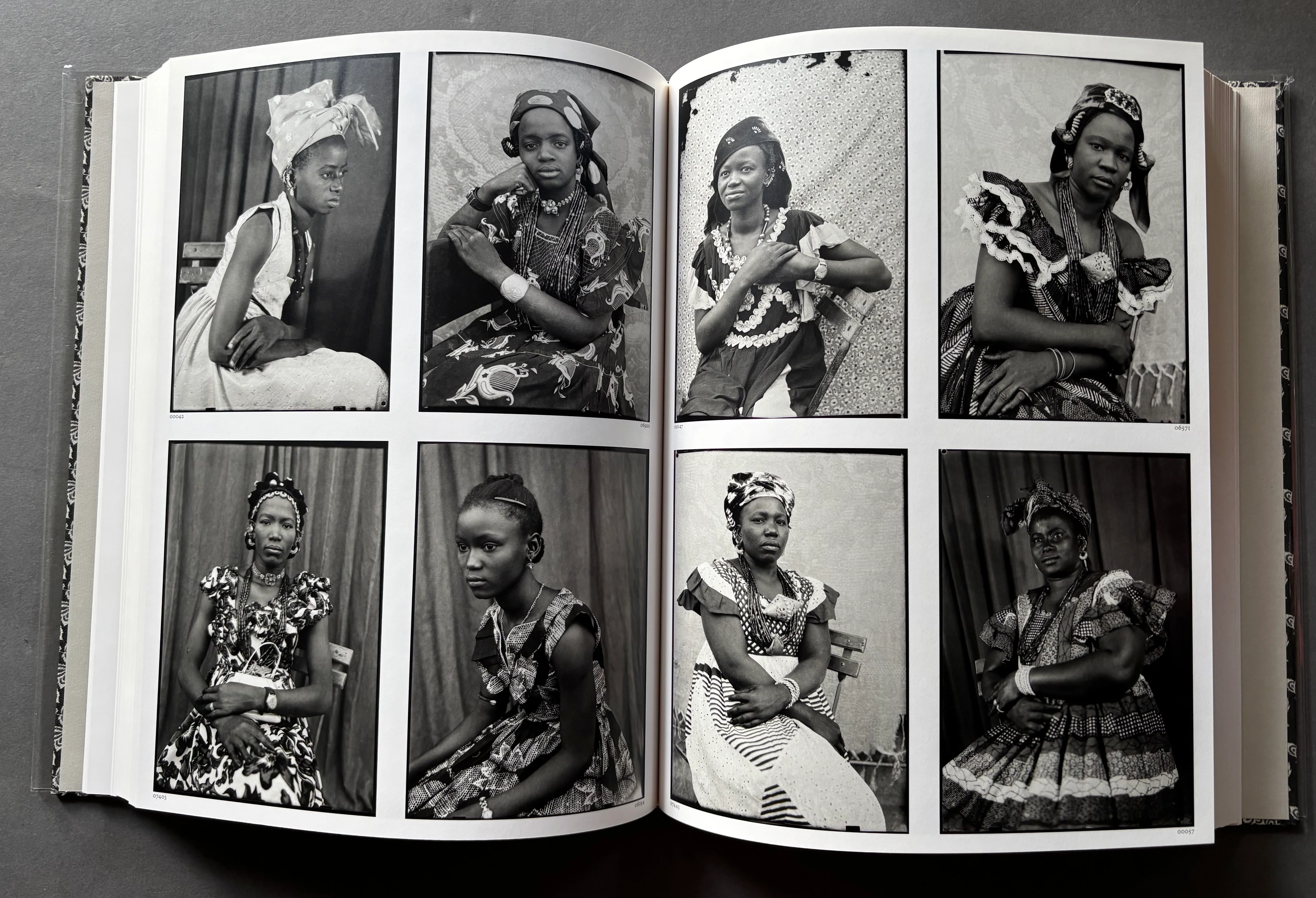 Seydou Keita: Photographs Bamako, Mali 1948-1963 - Image 4