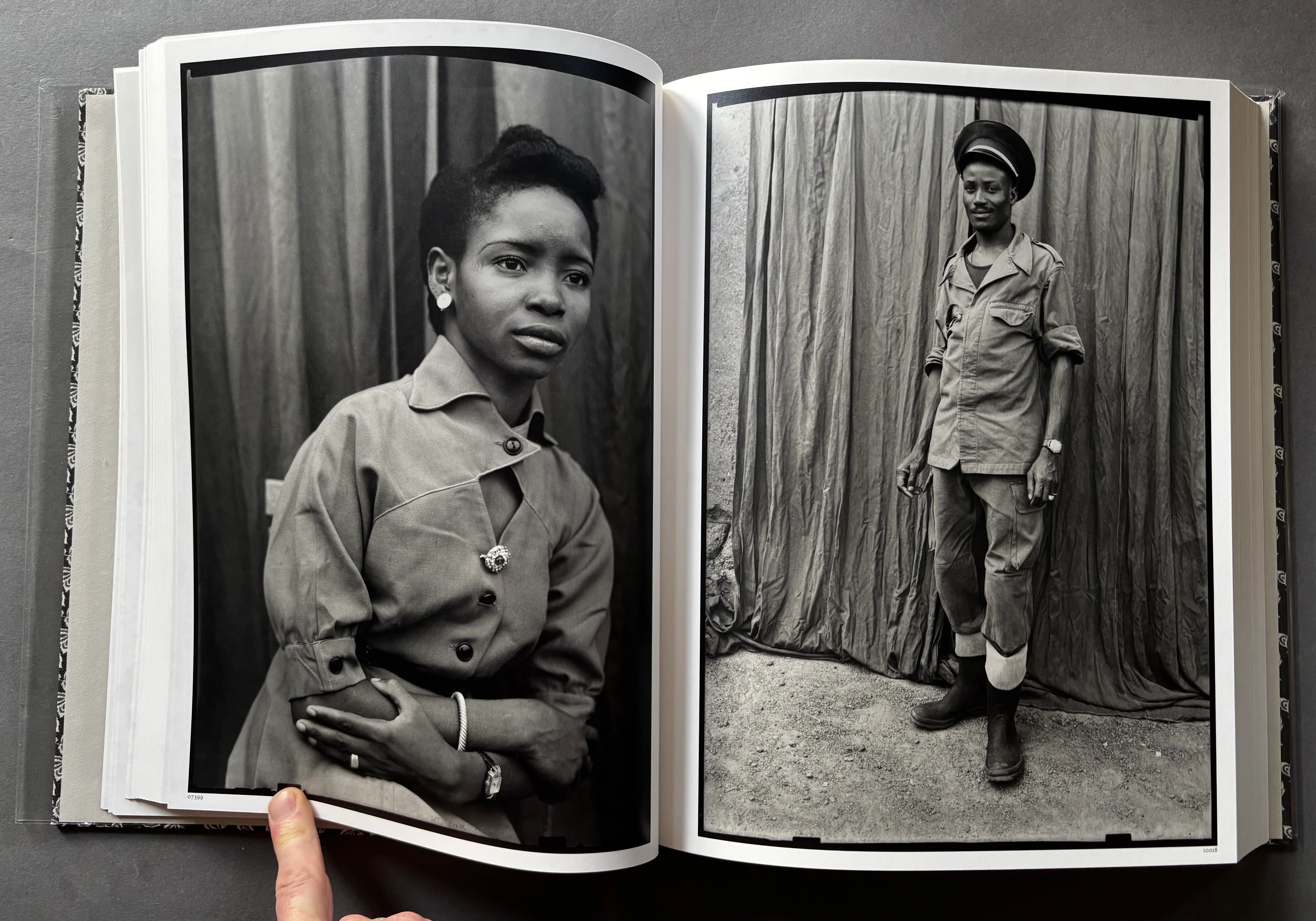 Seydou Keita: Photographs Bamako, Mali 1948-1963 - Image 6