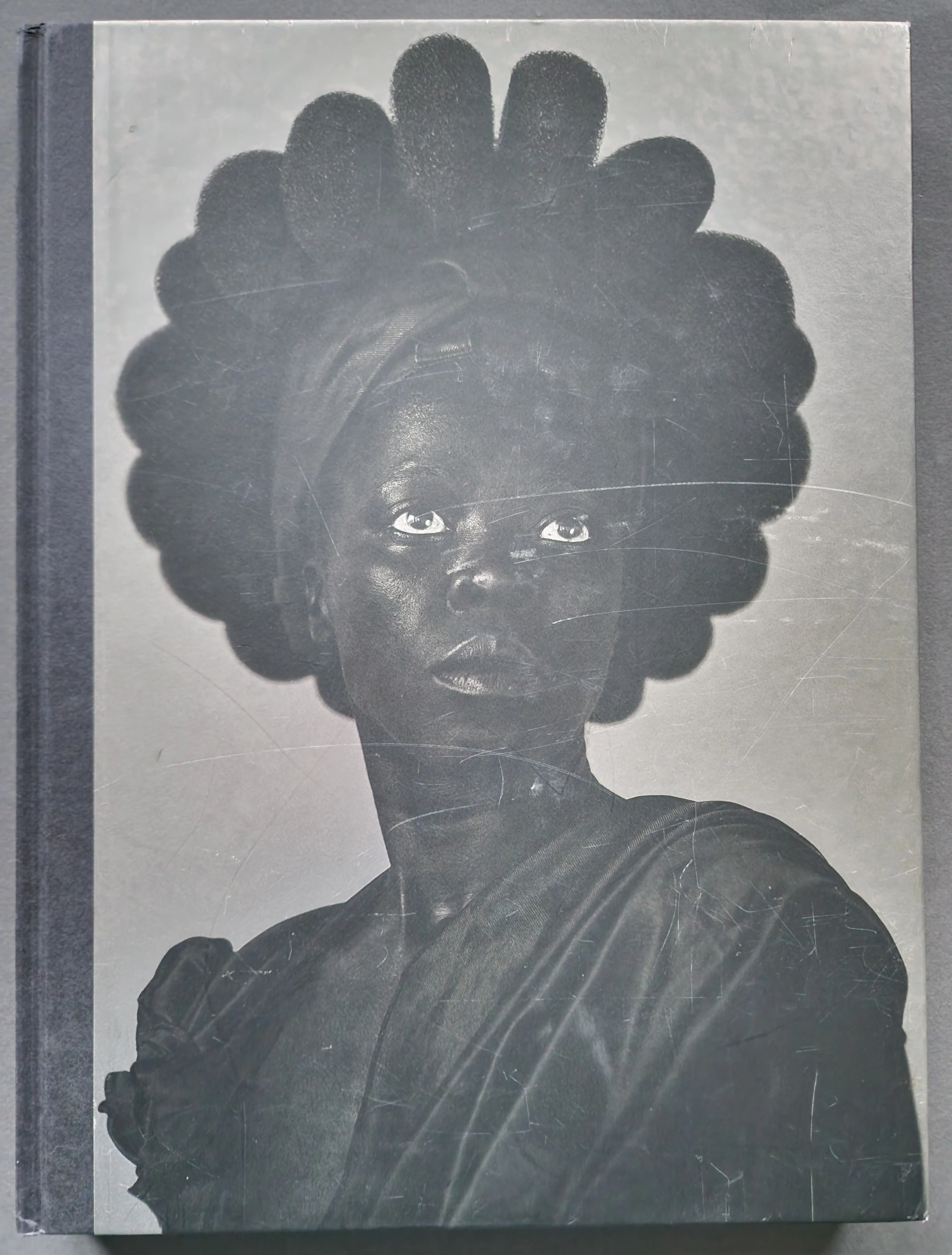 Somnyama Ngonyama: Hail the Dark Lioness - Image 7