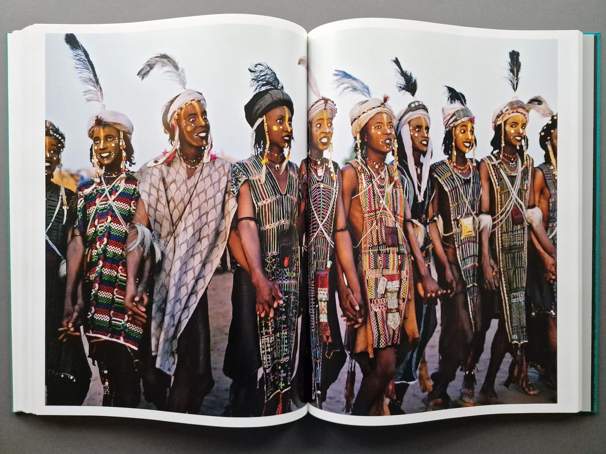 Steve McCurry: The Iconic Photographs - Image 8