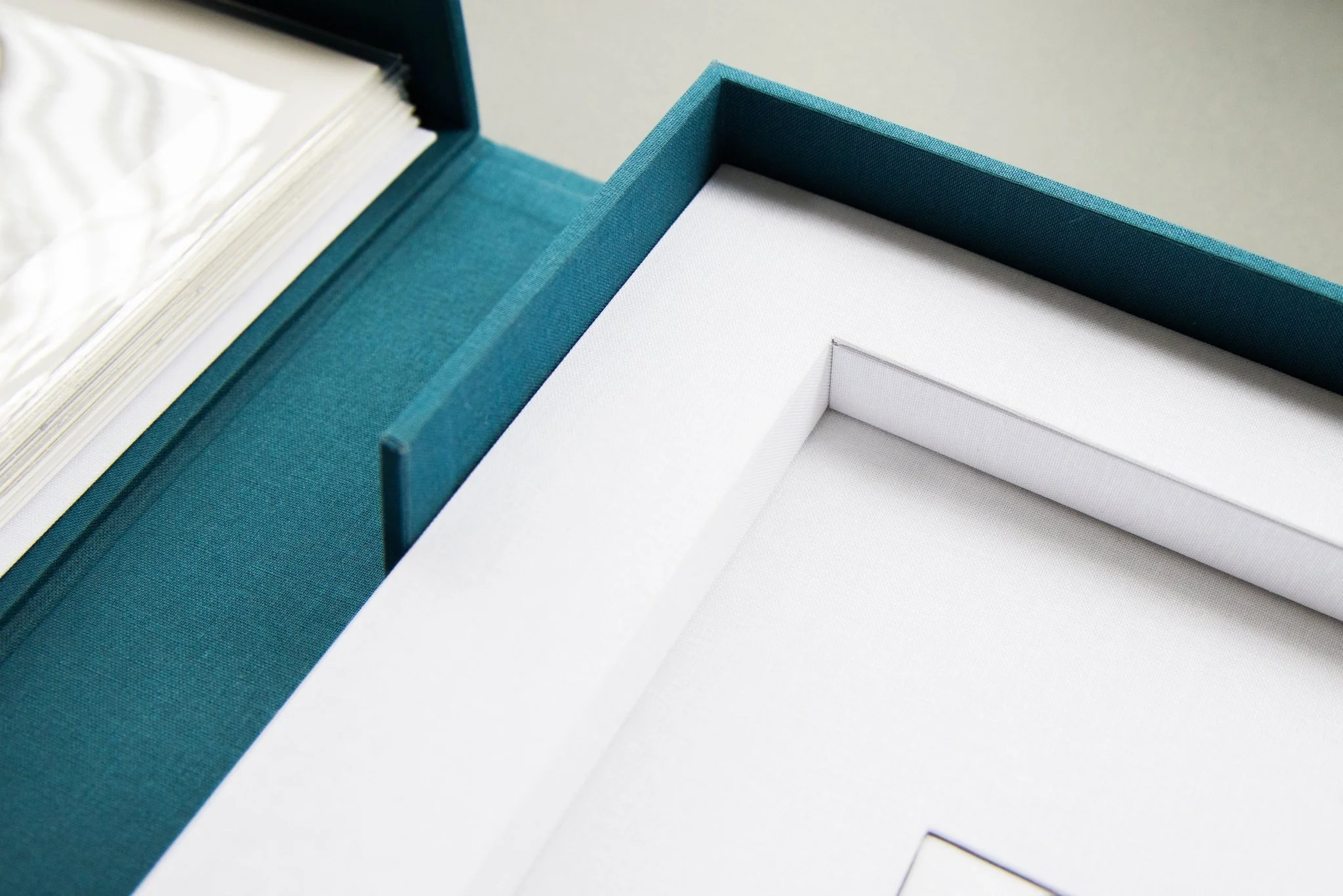 Sugar Paper Theories Portfolio Box - Image 7