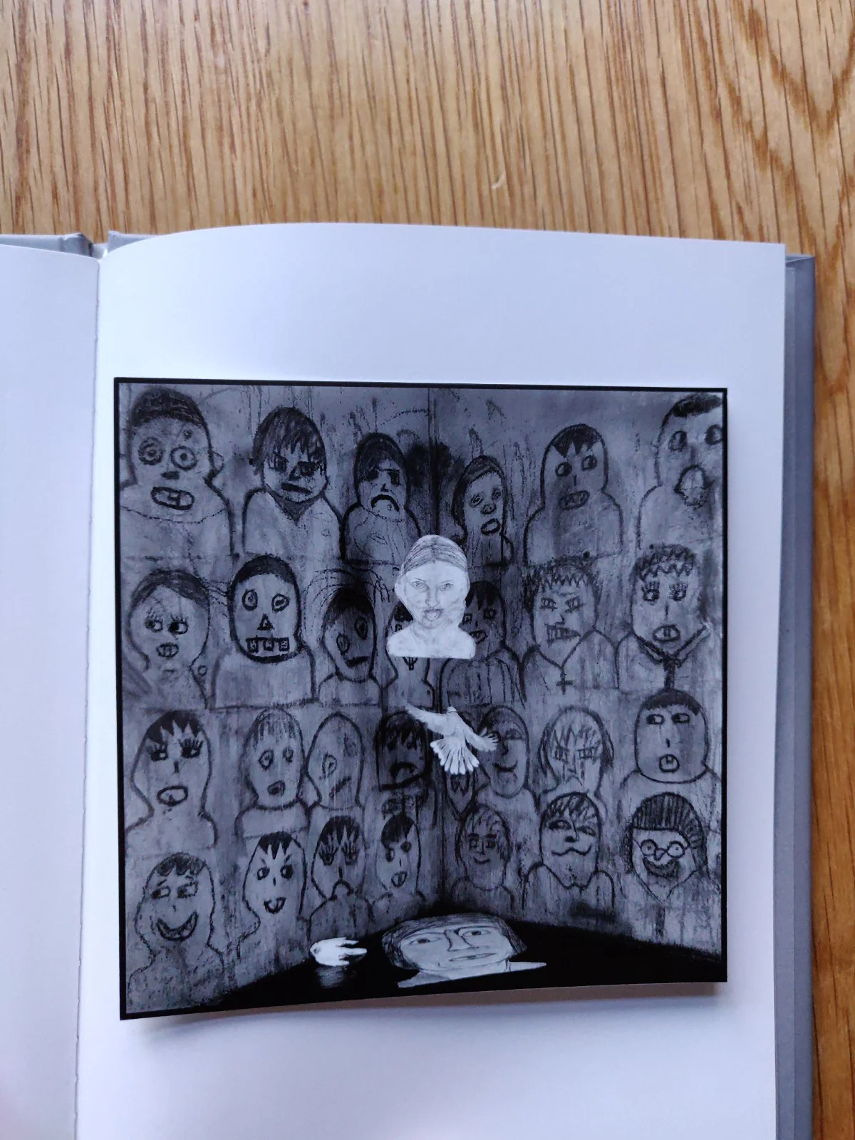 The Audience (One Picture Book) - Image 7