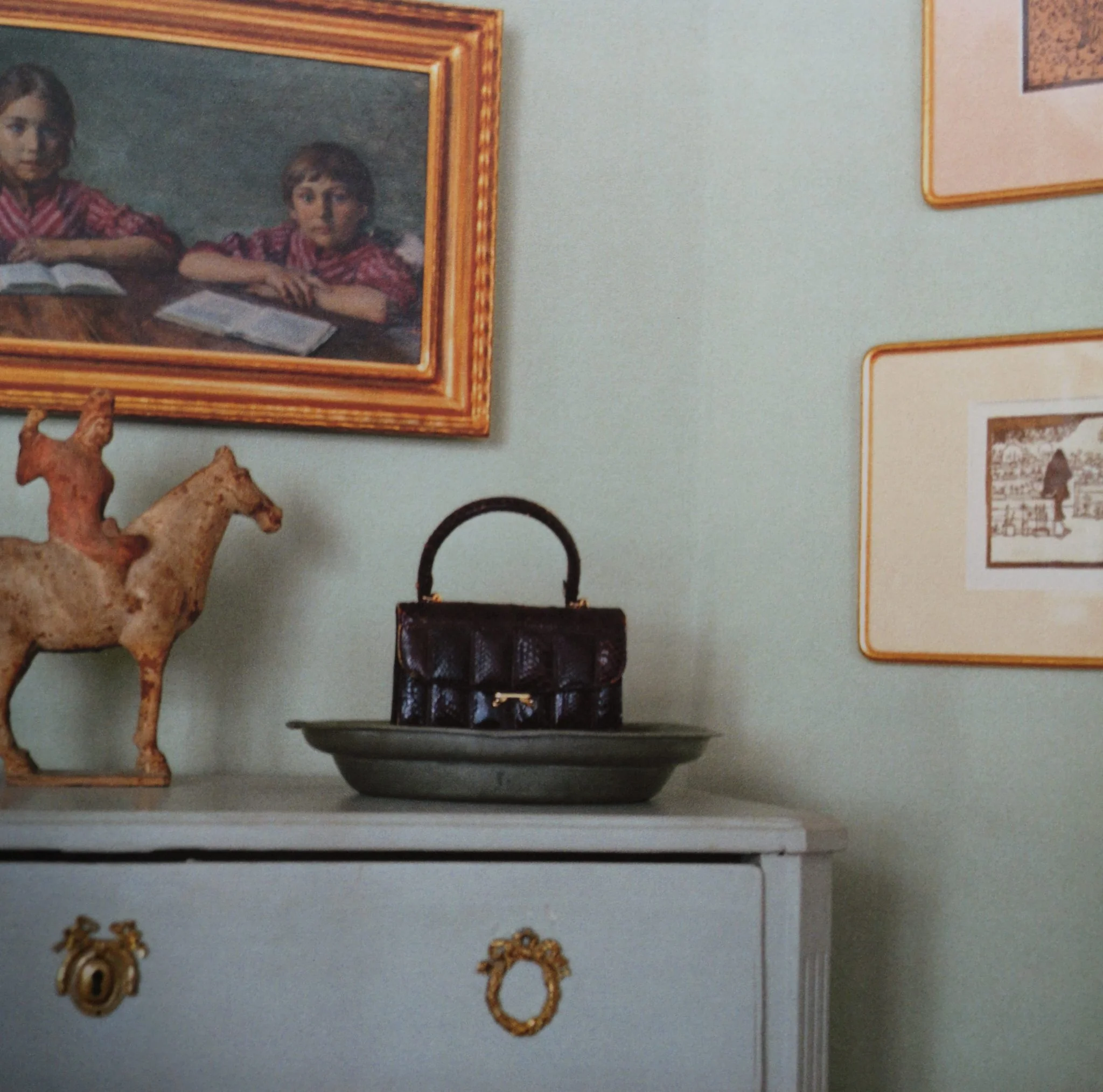The Memory of My Wardrobe - Image 3