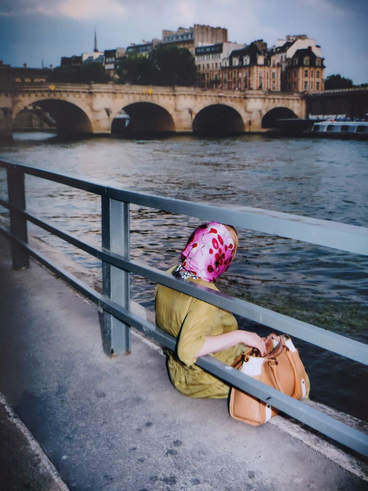 White Night In Paris - Image 4